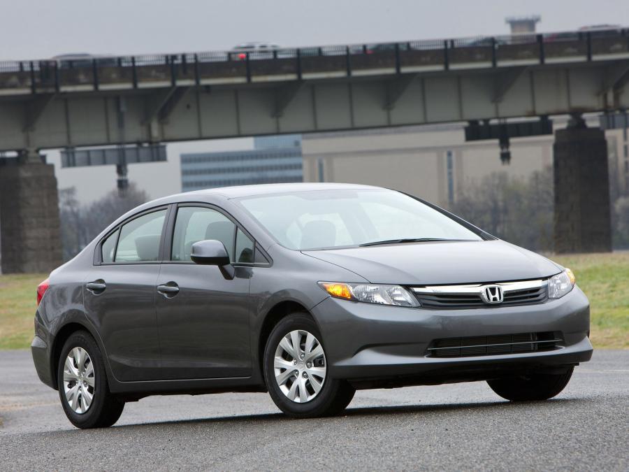 Honda Civic LX Sedan 2011 года